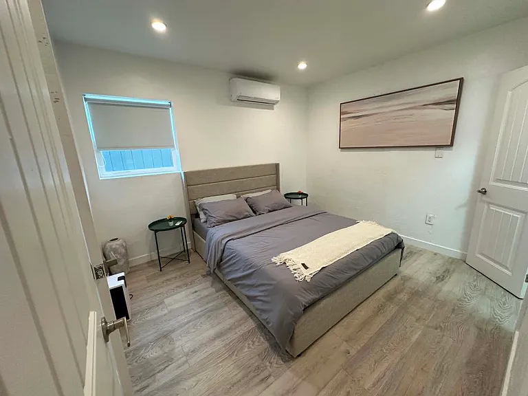 3768 Marlborough Ave — Photo 10