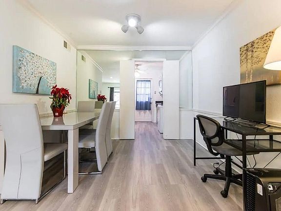 3rd image of 10224 Regal Oaks Dr APT A