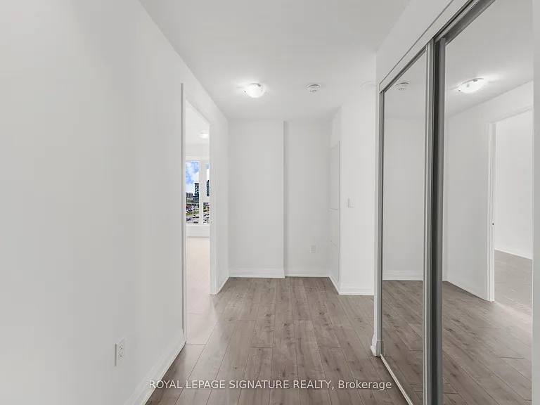 412 Silver Maple Rd #716 — Photo 24