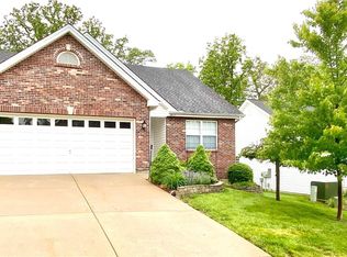 1611 Polar Dr, Wentzville, MO 63385
