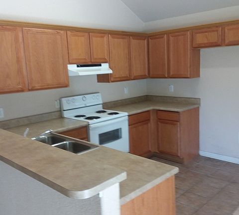 4th image of 2442 Bermuda Dr