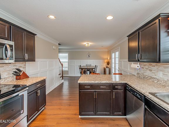 5th image of 2734 Honey Hill Rd