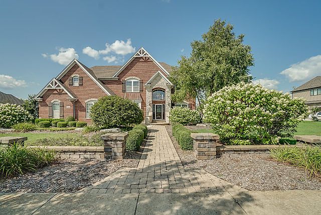 1st image of 25920 W Prairie Hill Ln