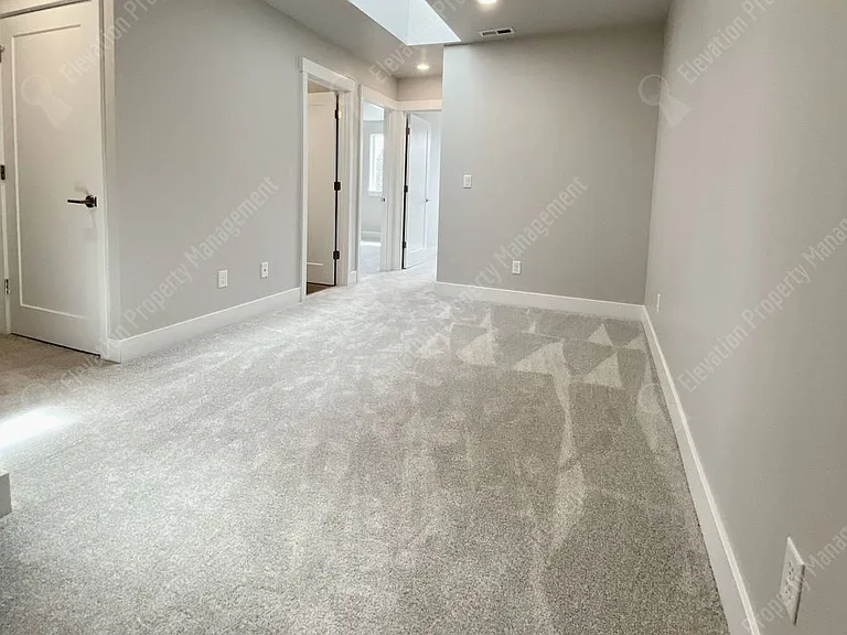 3035 NE Red Jasper Pl — Photo 11