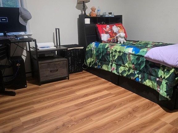 3rd image of 10452 Park Tree Pl