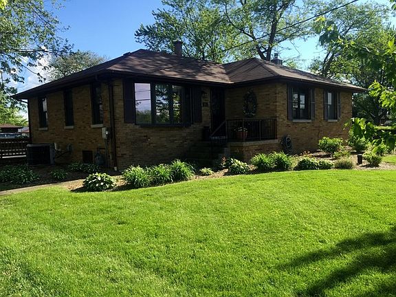 2nd image of 901 E Glenwood Lansing Rd