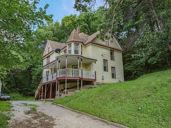 325 G St, Fort Dodge, IA 50501