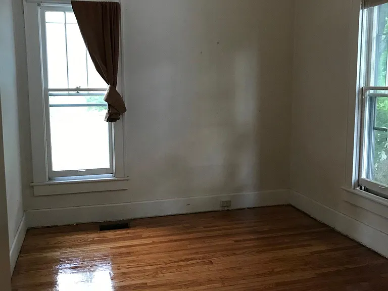 329 Maple Ave — Photo 7
