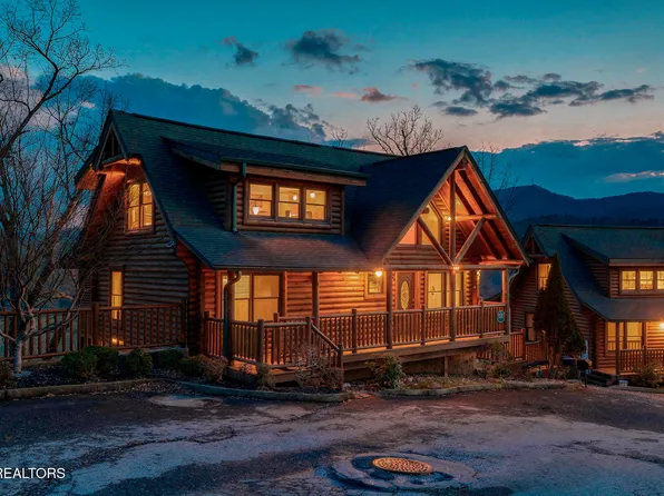 1734 Summit View Way, Sevierville, TN 37862