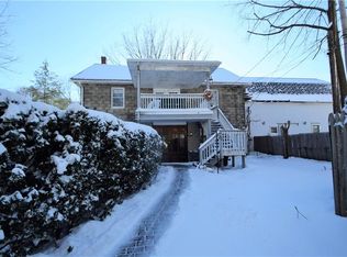 3240 Iroquois Rd, Caledonia, NY 14423