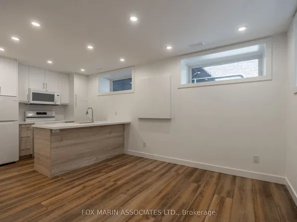 42 Sandford Ave #B, Toronto, ON M4L 2E7