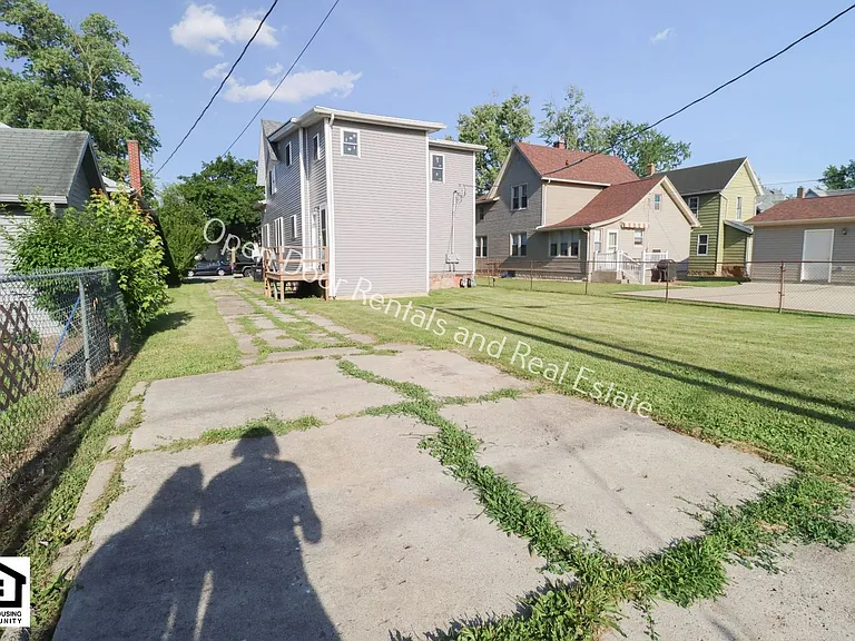 302 S Walsh St — Photo 12