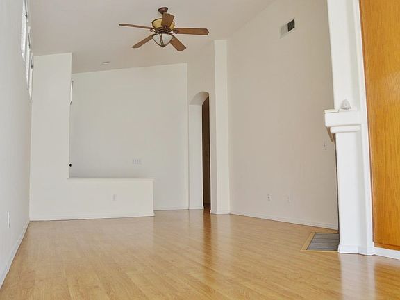 2nd image of 8315 Gold Coast Dr Unit 3