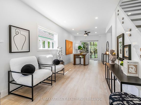 2nd image of 54 Huntington Ave