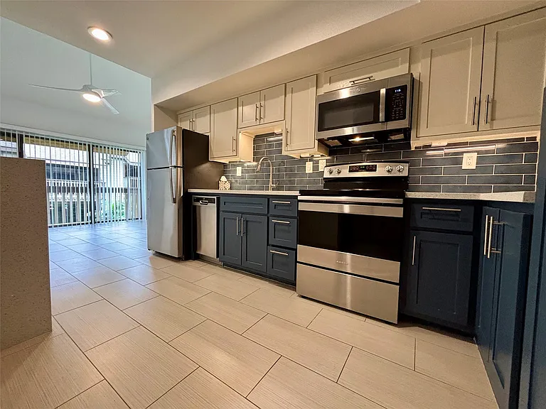 12900 Walden Rd #508E — Photo 5