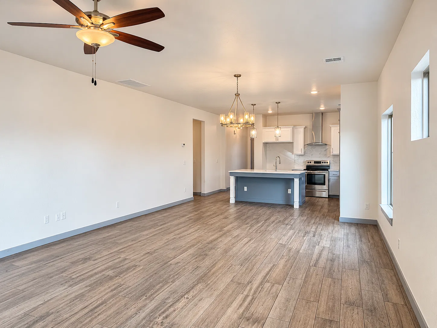 3 bed, 2.0 bath, 1787 sqft, $1,750 — Photo 4