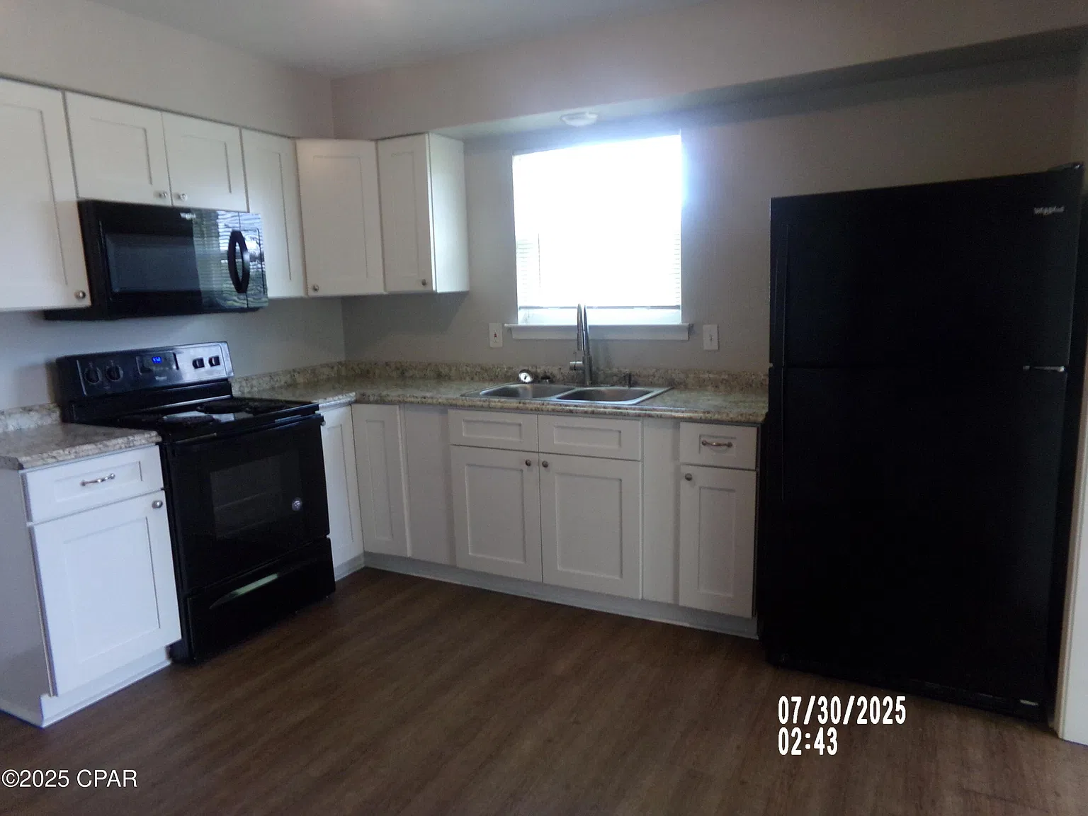 2 bed, 900 sqft, $1,000 — Photo 4