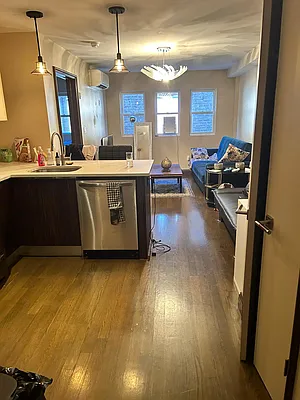 Rented by EXR | media 14