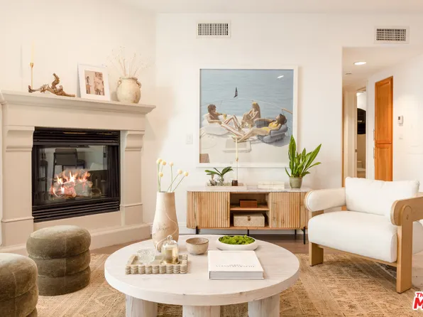 8238 W Manchester Ave APT 206, Playa Del Rey, CA 90293