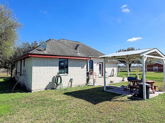 4th image of 251 County Road 3033