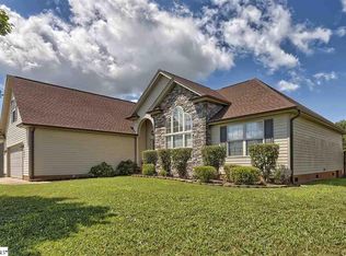 42 Summer Rose Ct, Greer, SC 29651