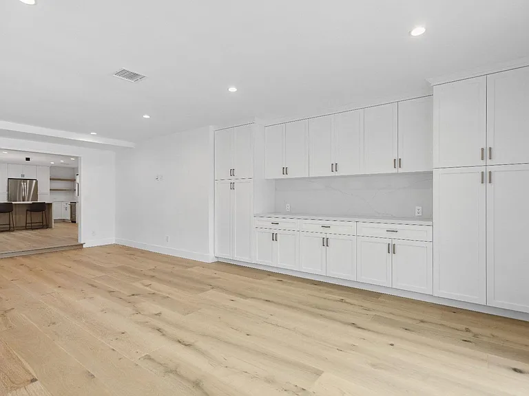 13355 Debby St — Photo 7