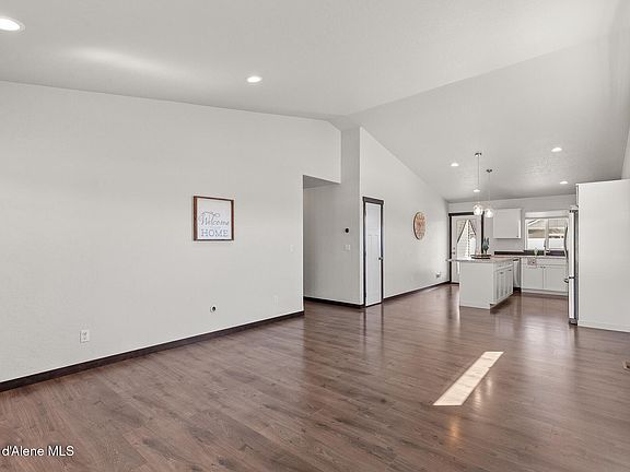 5th image of 5914 W Irish Dr