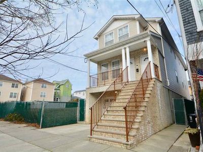 39 W 34th St, Bayonne, NJ, 07002