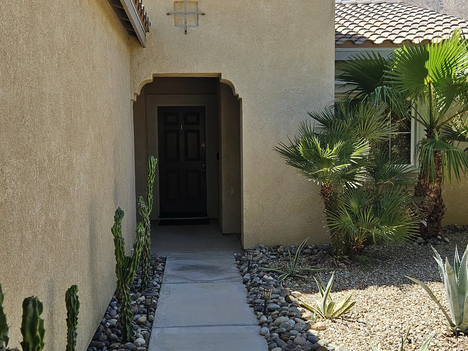 3 bed, 1630 sqft, $3,250 — Photo 2