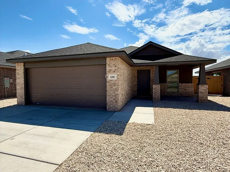 1207 Cottonwood Ave — Photo 1