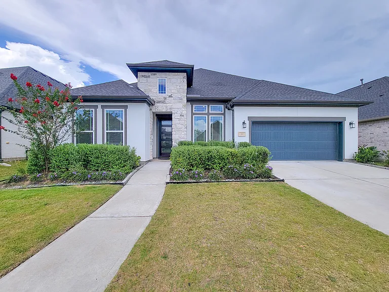 5023 Golden Peach Rd — Photo 2