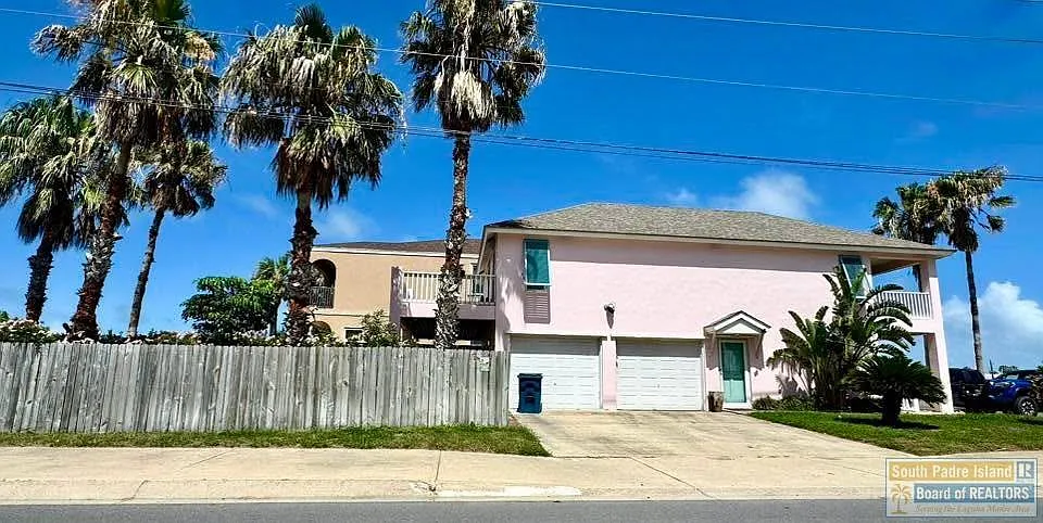 108 W Capricorn Dr