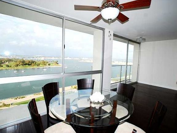3rd image of 1770 Avenida Del Mundo Unit 1505