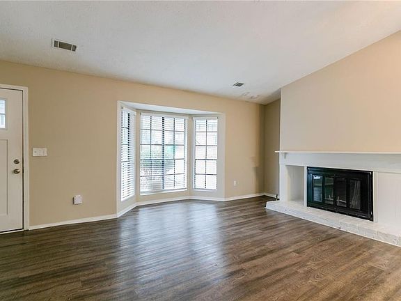 5th image of 1841 Northwick Pl