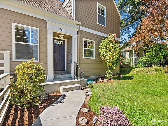2nd image of 411 Boundary Street SE