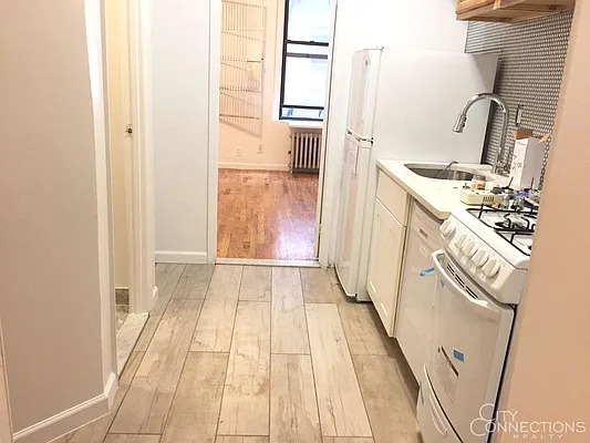 Rented by City Connections Realty | media 30