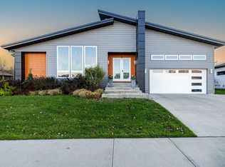 2574 Sand Trap Rd SE, Rochester, MN 55904