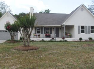 125 Sandy Run Dr, Lizella, GA 31052