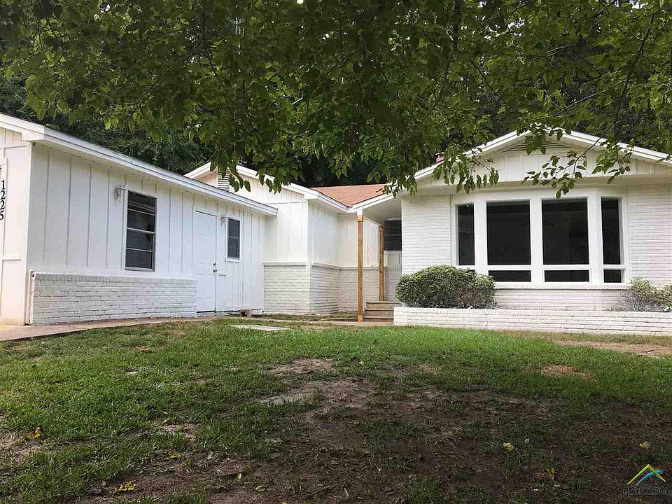 1st image of 1225 Horseshoe Dr