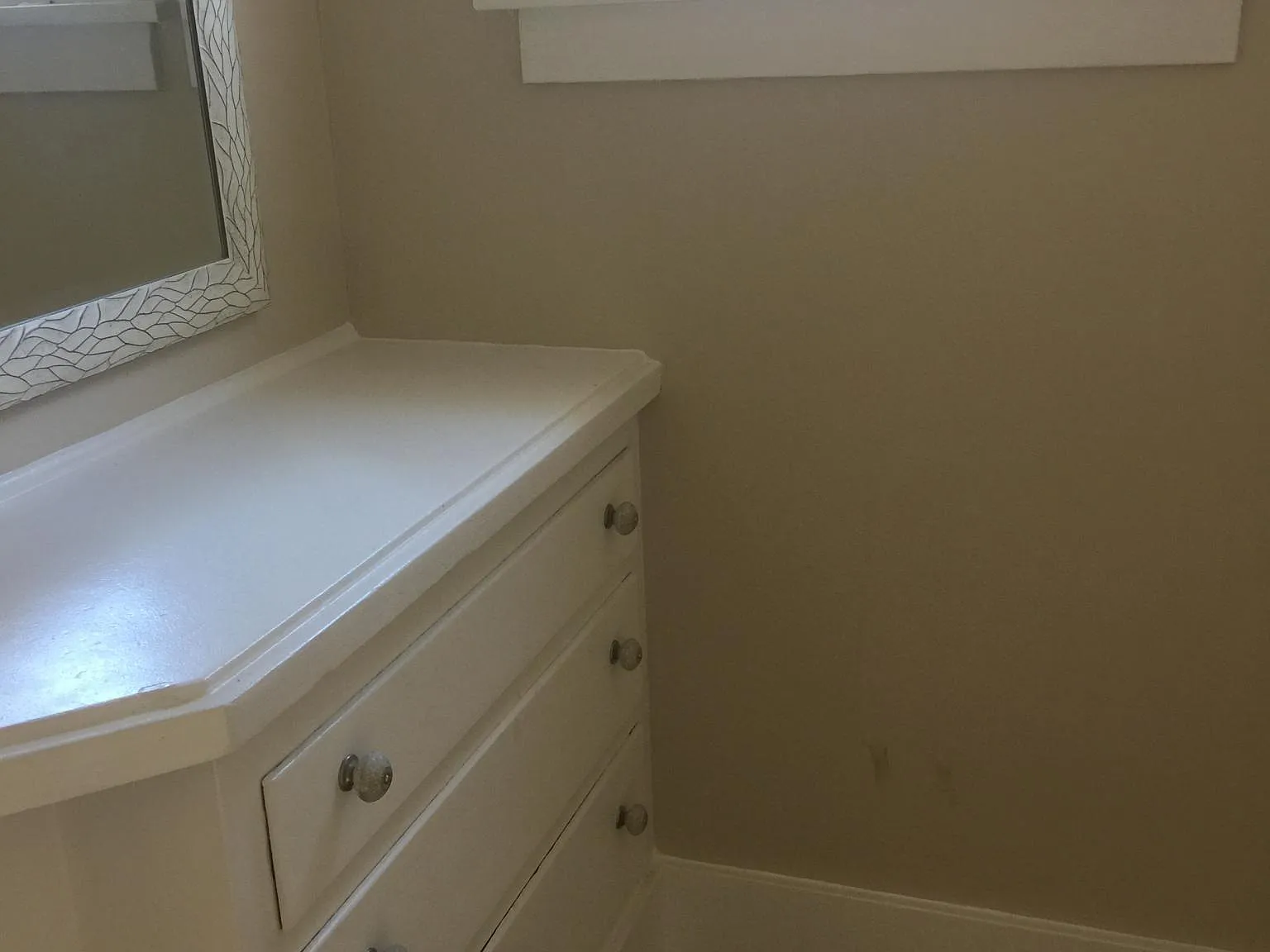 328 W Wilson Ave — Photo 3