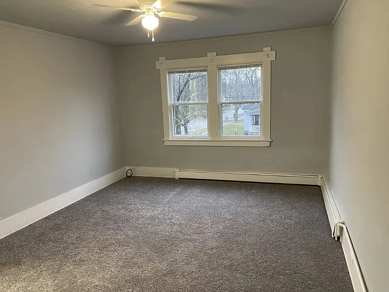 513 Rodd St — Photo 12