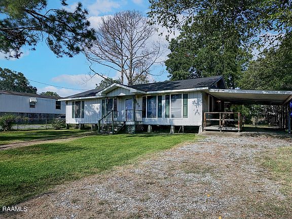 2nd image of 203 Pecan Dr