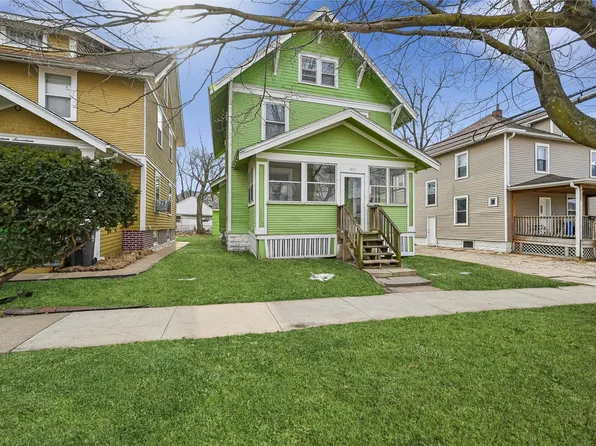 1615 4th Ave SE, Cedar Rapids, IA 52403