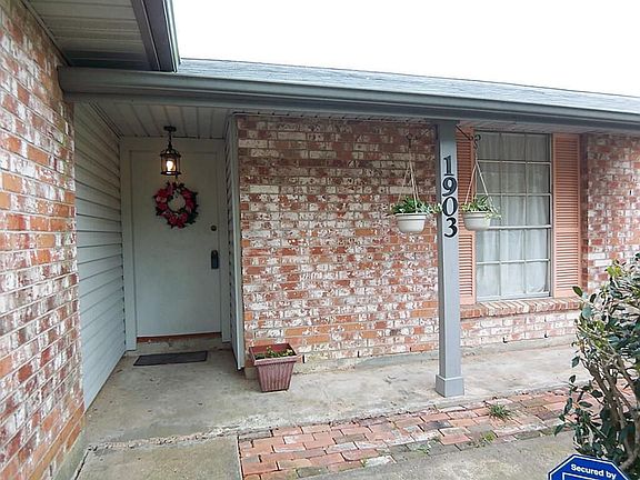 3rd image of 1903 Pear Creek Cir