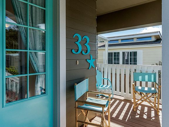 5th image of 33 Eugenia Ave #0