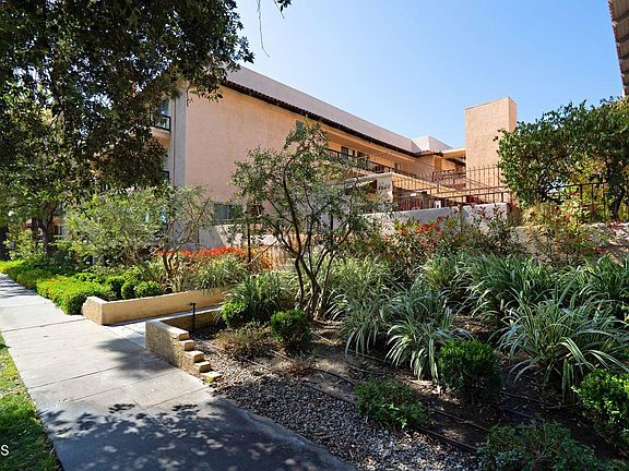3rd image of 1127 E Del Mar Blvd APT 434