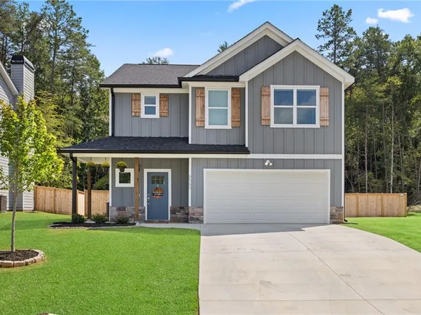 6560 River Station Dr, Lula, GA 30554