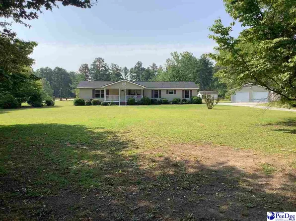 2104 Beaverdam Dr, Hartsville, SC 29550
