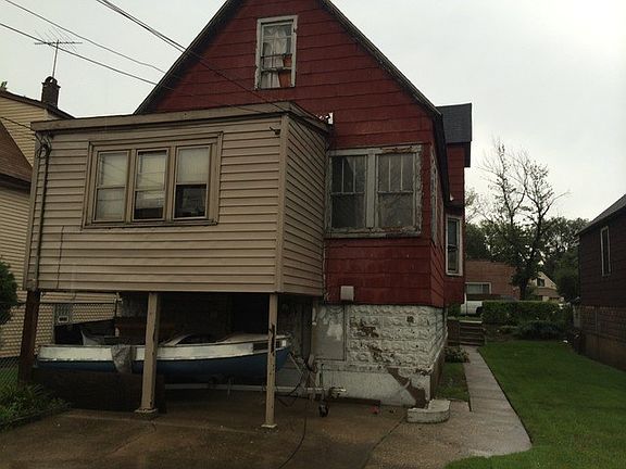 3rd image of 10732 S Green Bay Ave