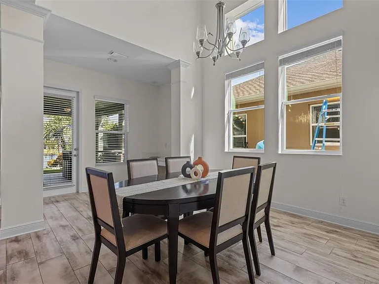 2515 Portico St — Photo 10